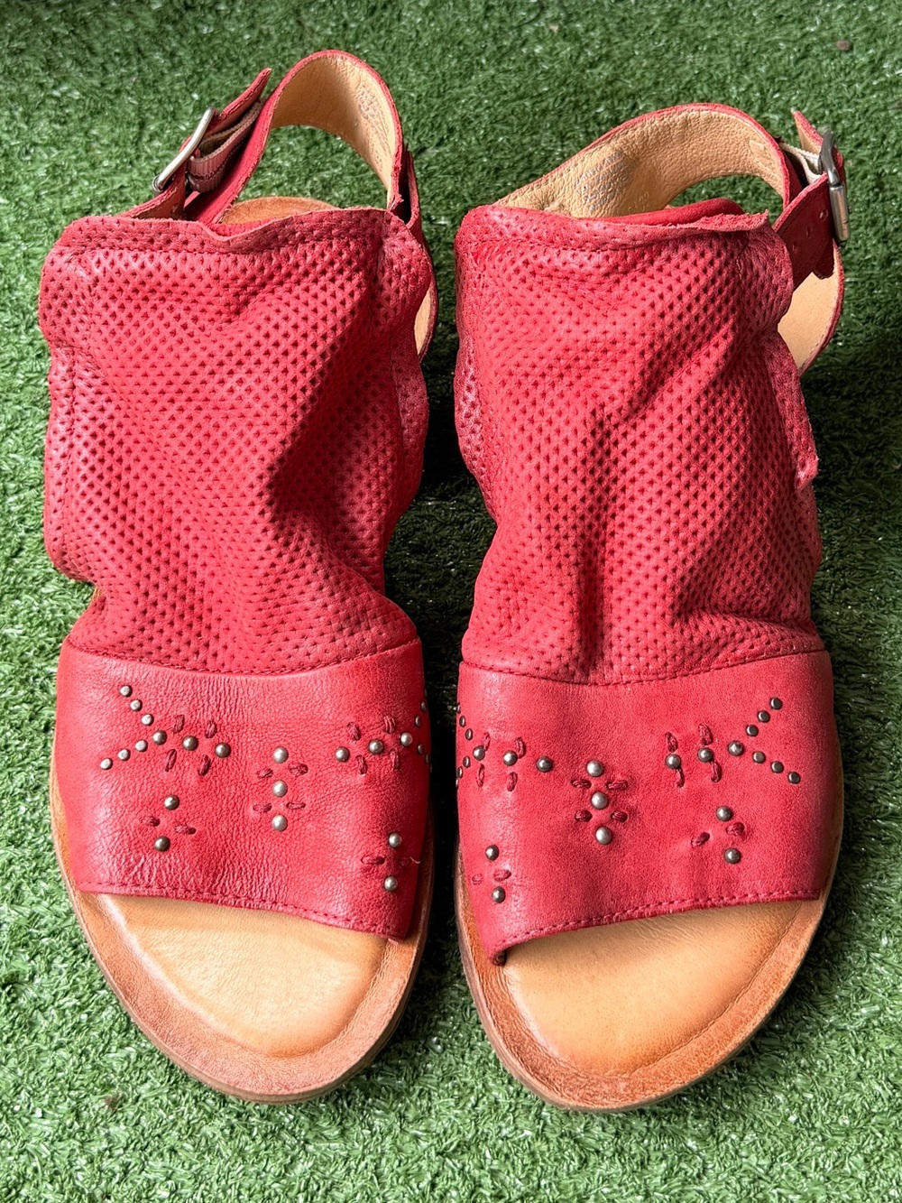 Miz Mooz Fifi Leather Vibrant Scarlet Red Women’s Sandals